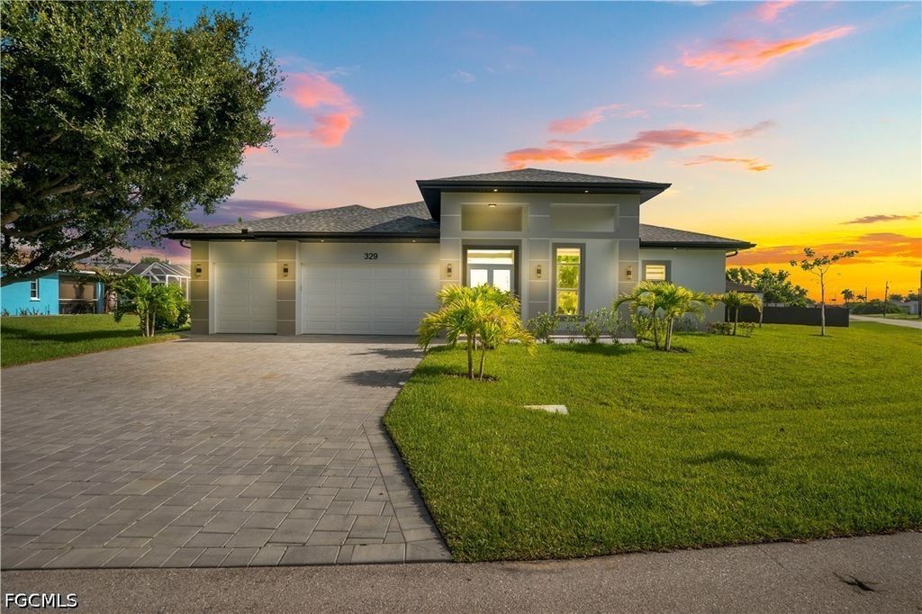329 Ne 6th St, Cape Coral
