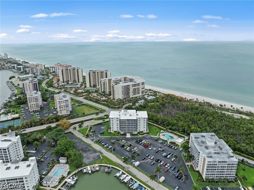 1 Bluebill Ave 408, NAPLES