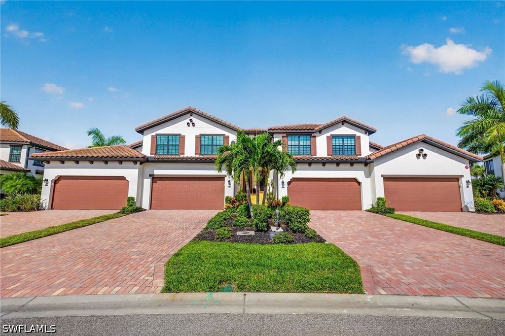 12015 Hawthorn Lake Dr 201, Fort Myers