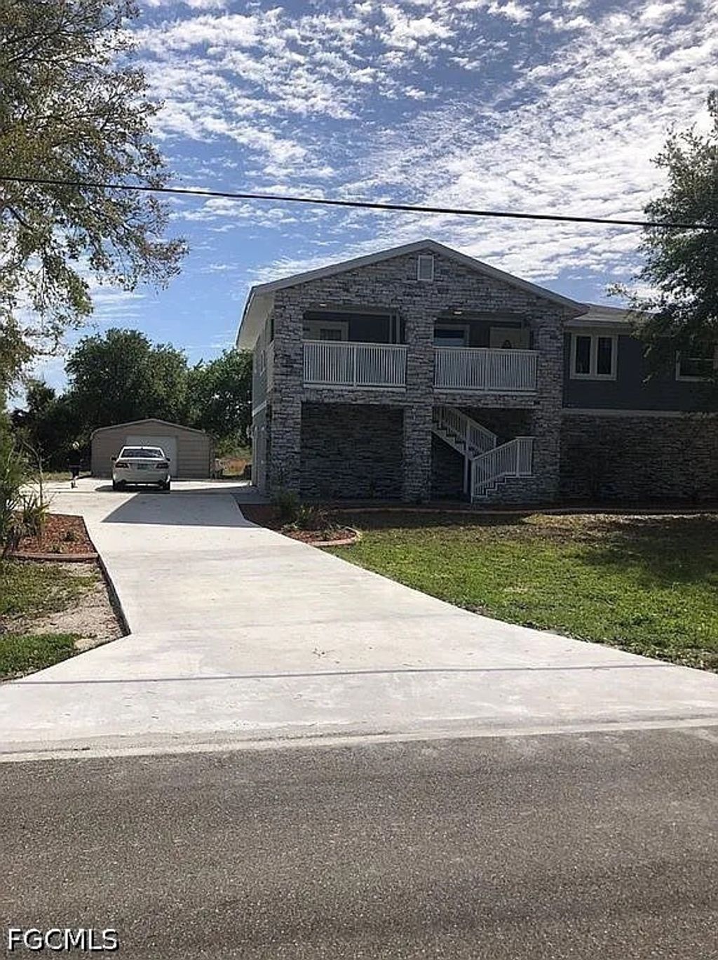 2200 Broadpoint Dr, PUNTA GORDA