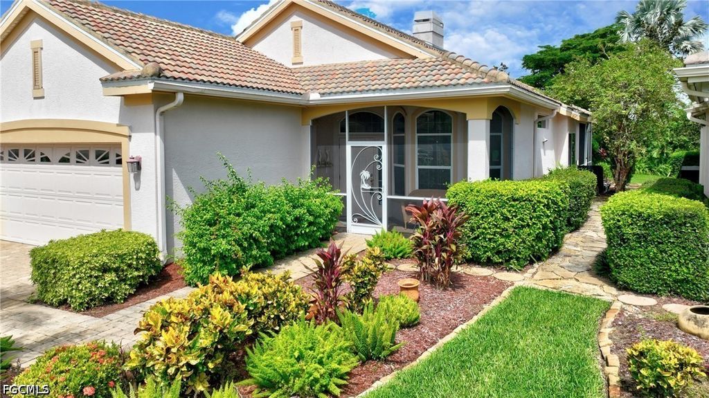 2097 Oxford Ridge Cir, Lehigh Acres