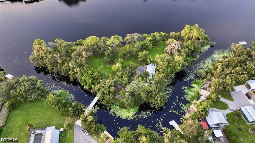 3220 Fort Denaud Rd, Labelle