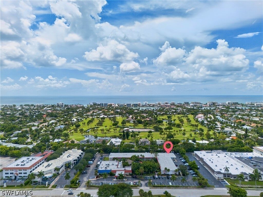 2555 9th St N 204, Naples