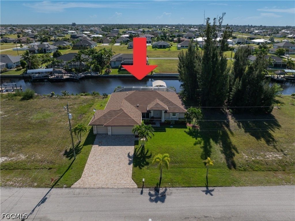 1633 Nw 39th Ave, Cape Coral