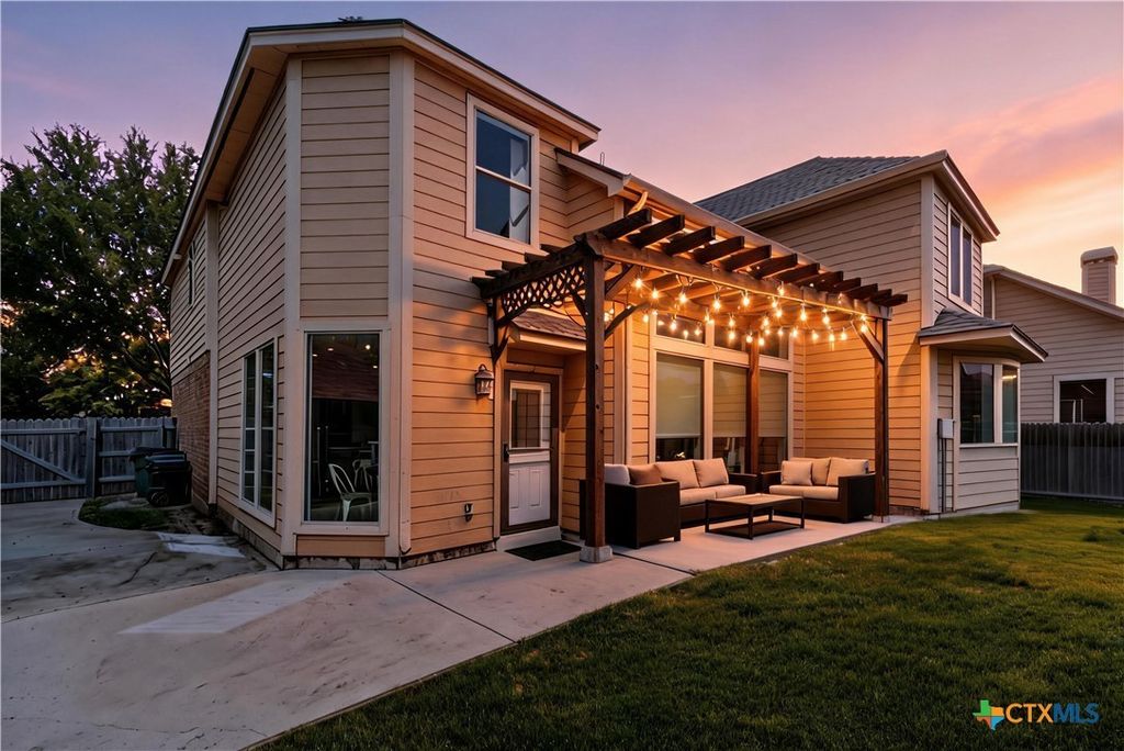 3027 Hidden Meadow, Seguin