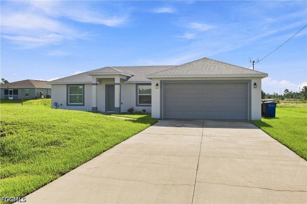 737 Ferguson Ave S, LEHIGH ACRES