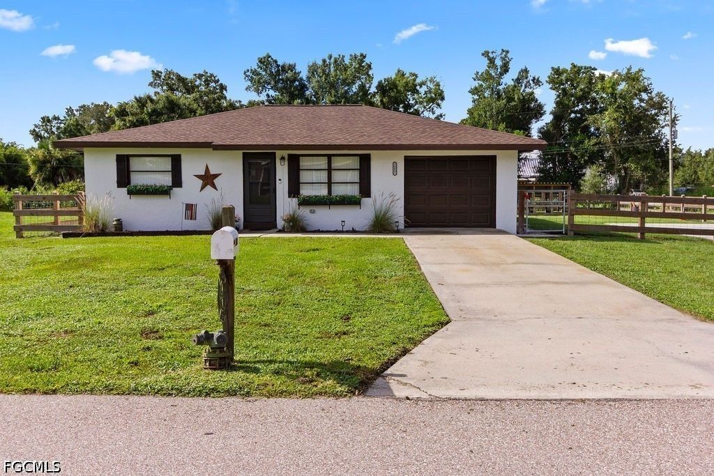 30097 Elm Rd, Punta Gorda