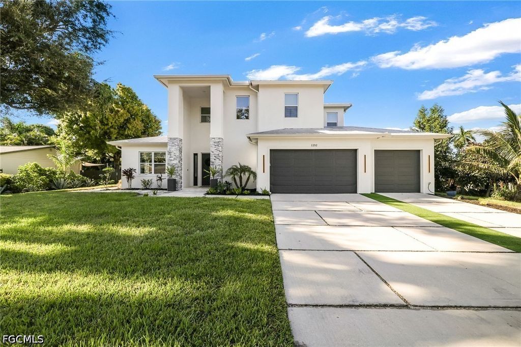1252 Biltmore Dr, Fort Myers