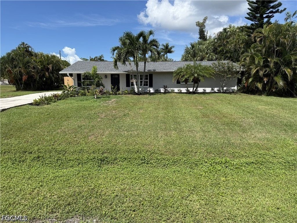 16600 Arbor Ridge Dr, Fort Myers