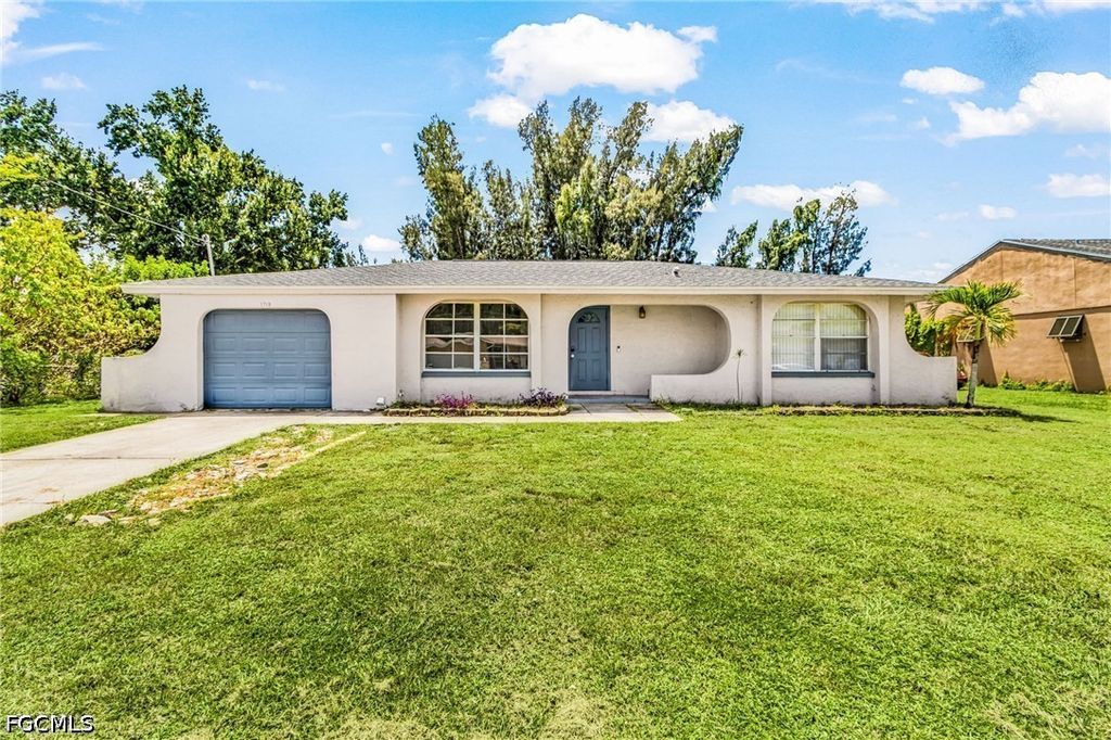 1718 Ne 7th Ter, Cape Coral