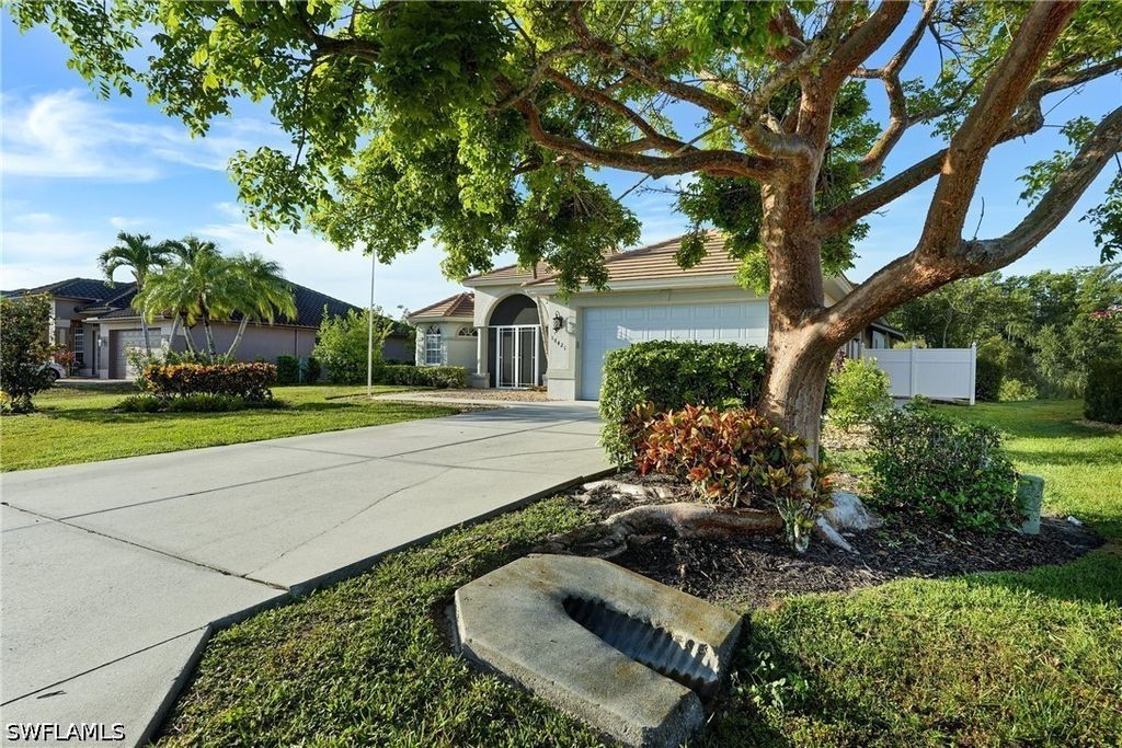 18421 Royal Hammock Blvd, Naples