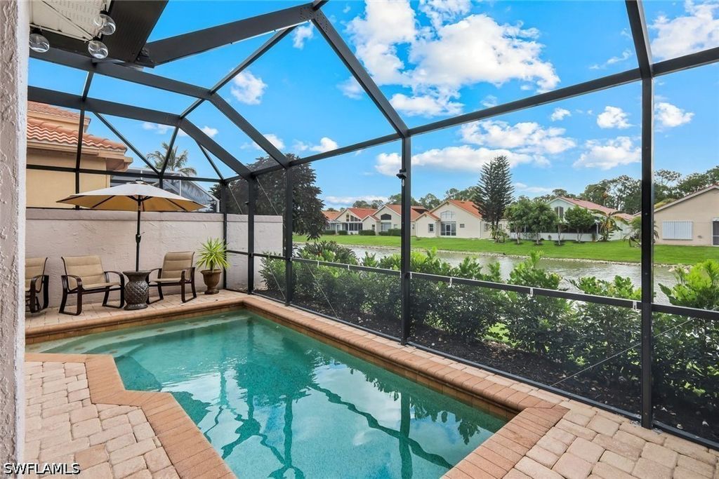 172 Sabal Lake Dr, NAPLES
