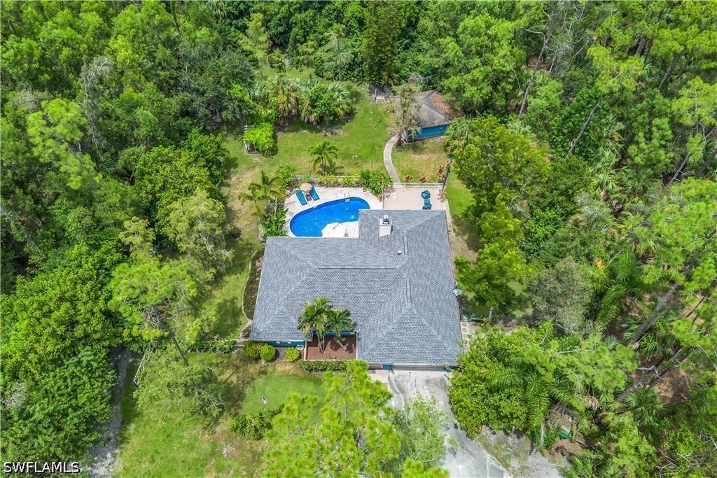 6061 Golden Oaks Ln, Naples
