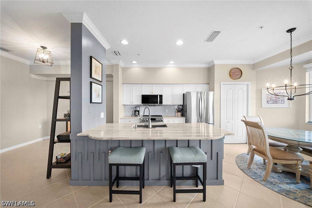 10275 Heritage Bay Blvd 746, Naples