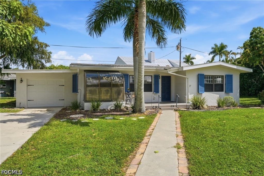 1421 Olmeda Way, Fort Myers