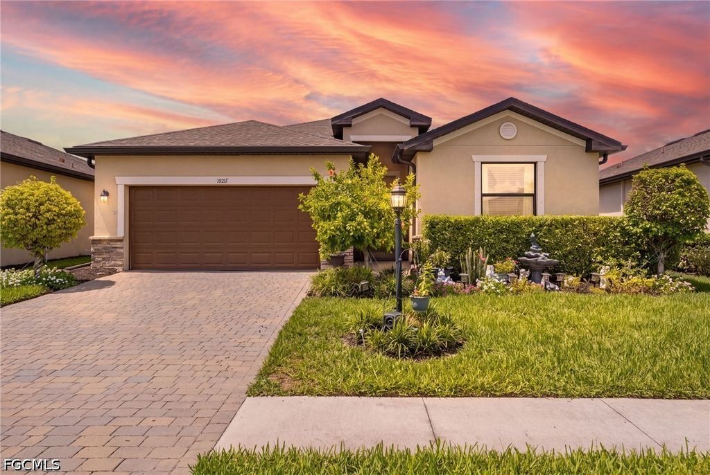 14517 Monrovia Ln, FORT MYERS