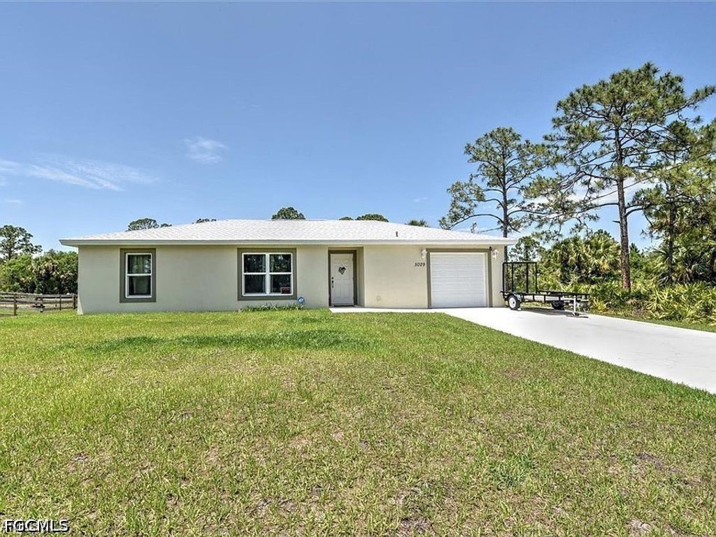 5029 W Hummingbird Dr, Labelle