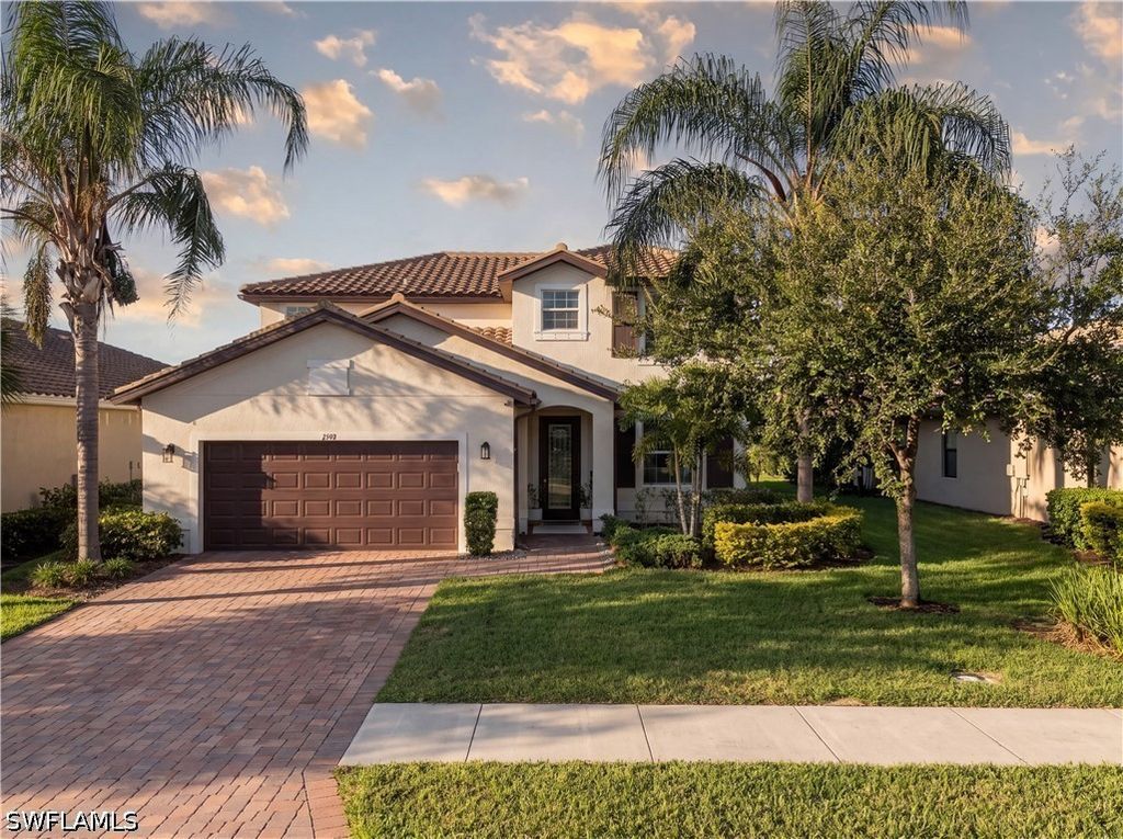 2109 Clementine St, Naples
