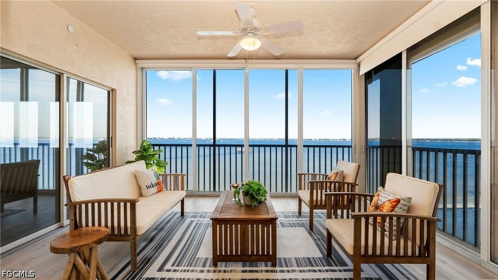 14811 Laguna Dr 202, Fort Myers