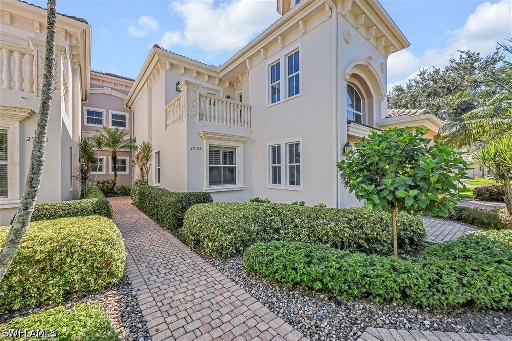 545 Avellino Isles Cir 29102, Naples