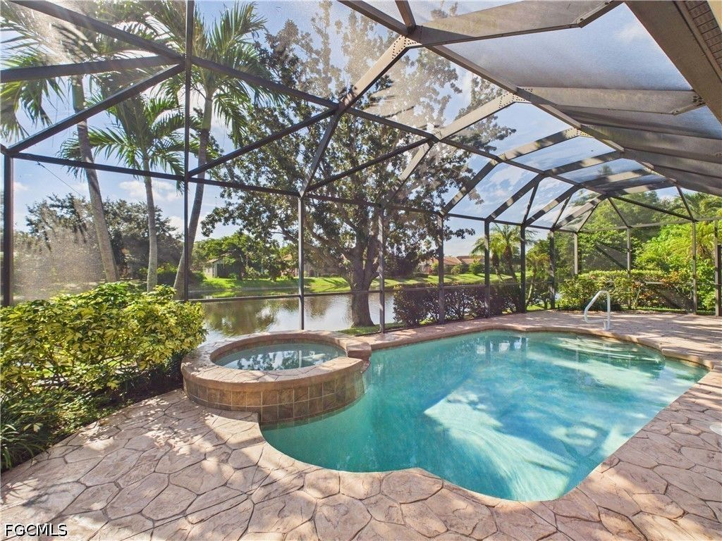 12369 Country Day Cir, Fort Myers