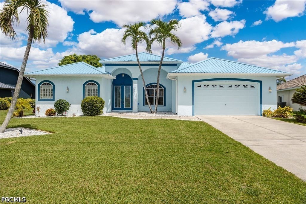 205 Sw 37th Ln, Cape Coral