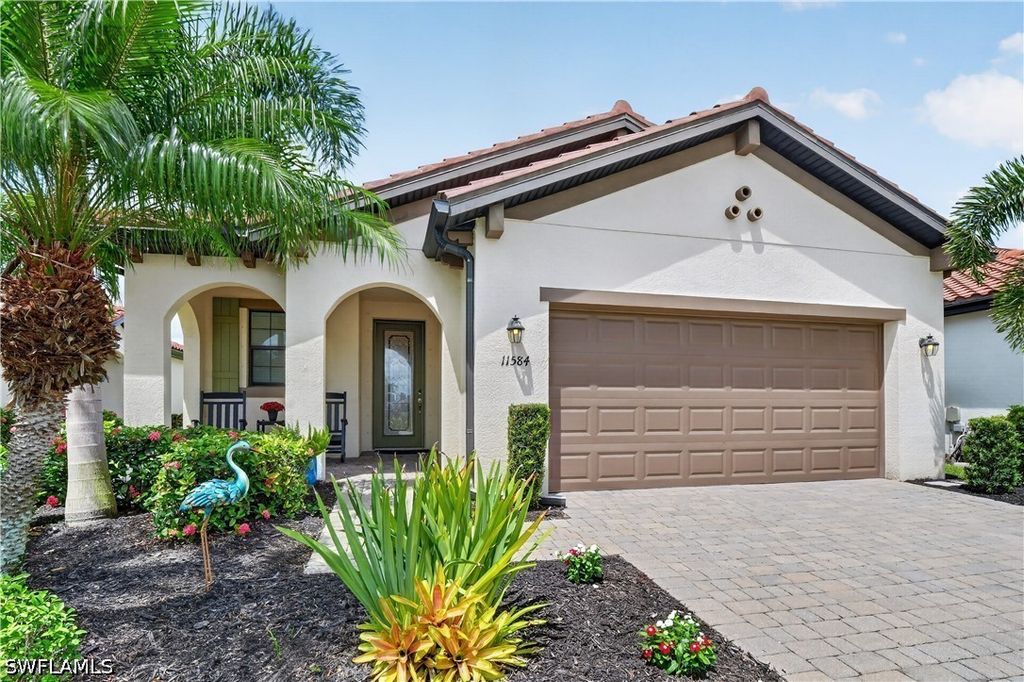 11584 Golden Oak Ter, Fort Myers