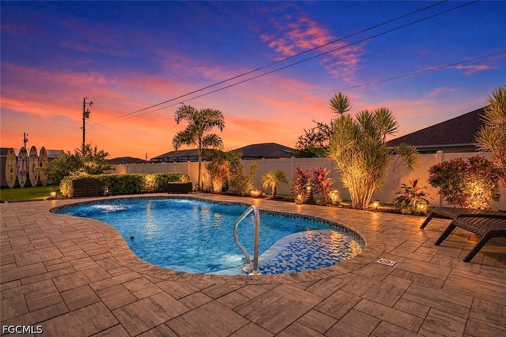 630 Nw 26th St, CAPE CORAL