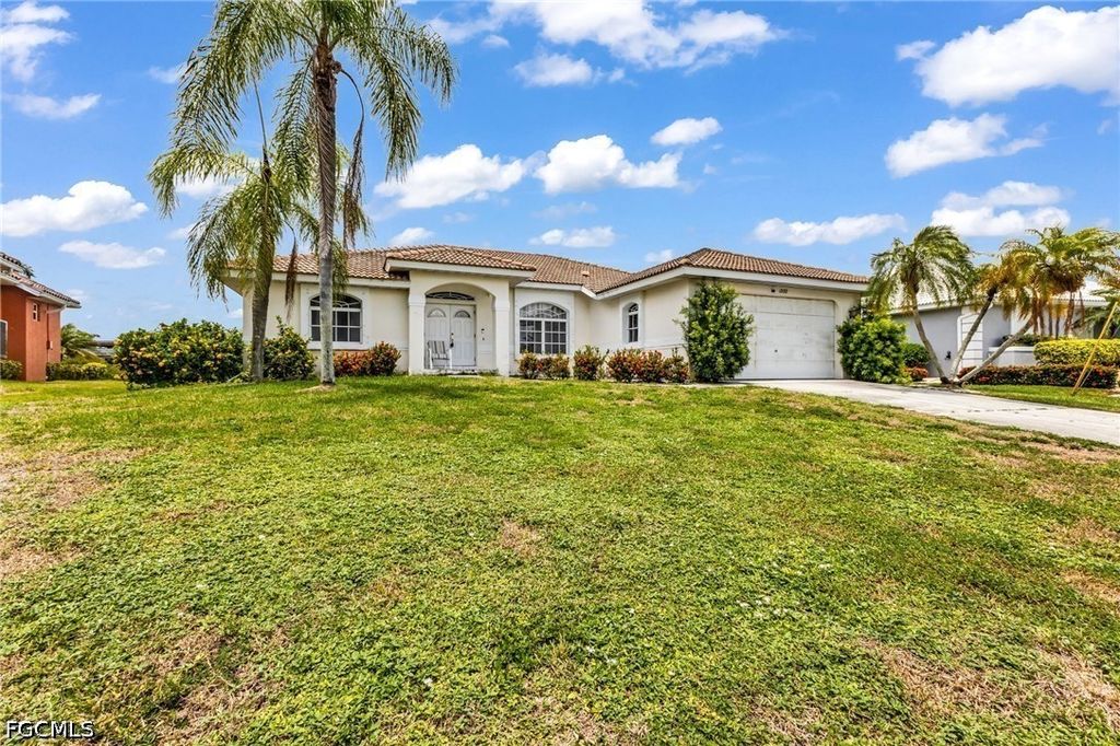 1352 Pine Siskin Dr, Punta Gorda
