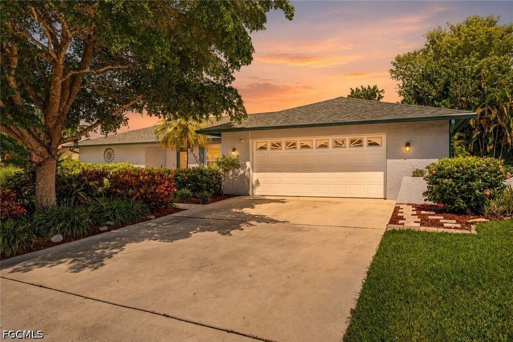 5720 Grillet Pl, FORT MYERS