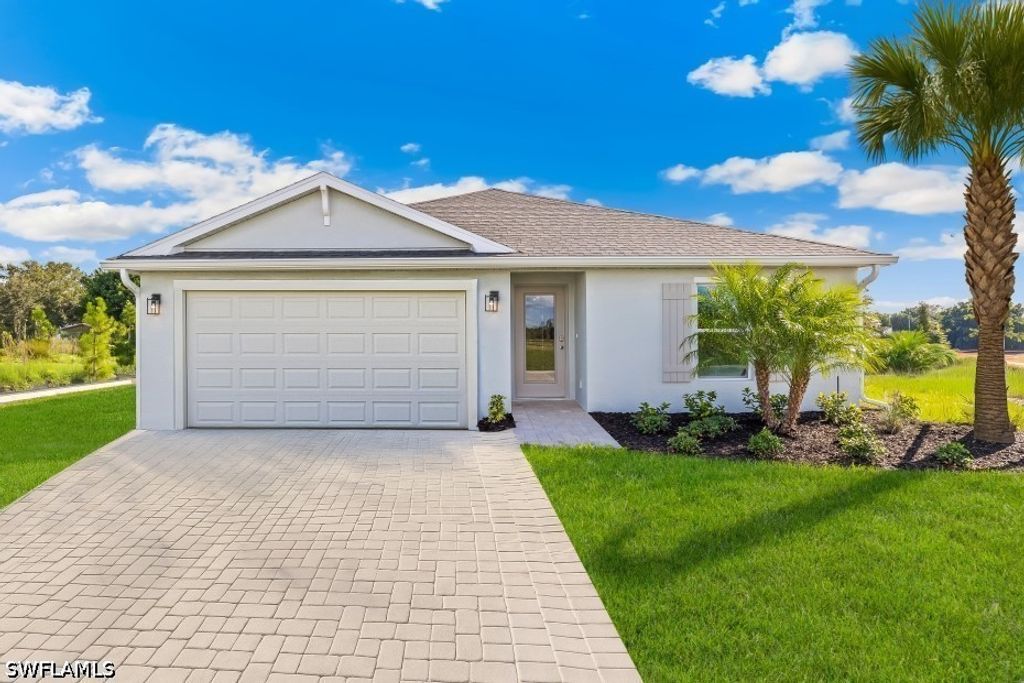 811 Nimitz Blvd, Lehigh Acres