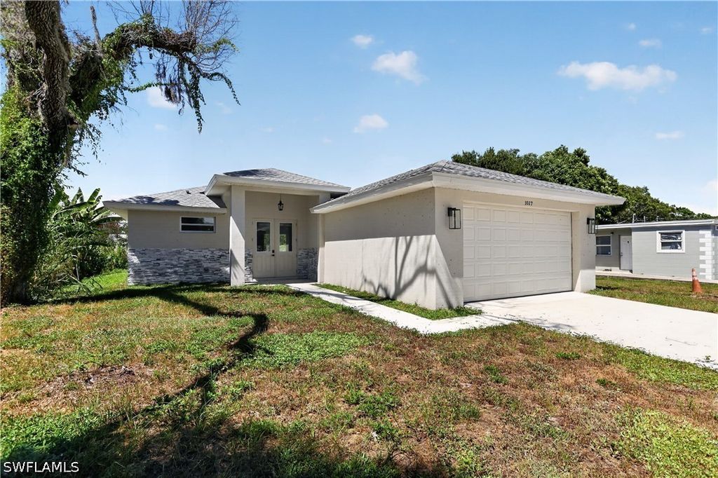 3027 2nd St, Fort Myers