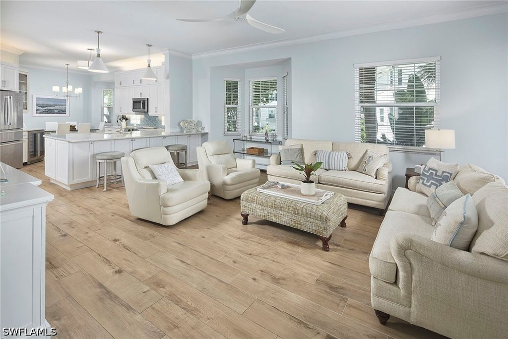 740 Bentwater Cir 101, Naples