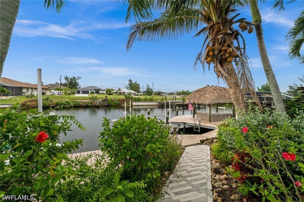 1638 Nw 38th Pl, Cape Coral