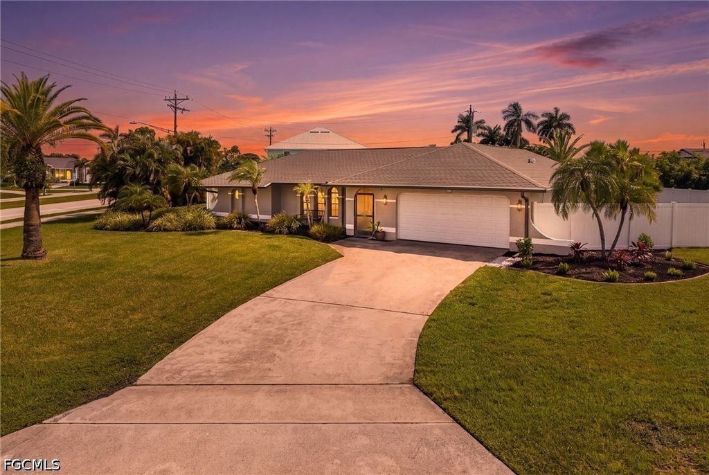 404 Sw 34th Ter, Cape Coral