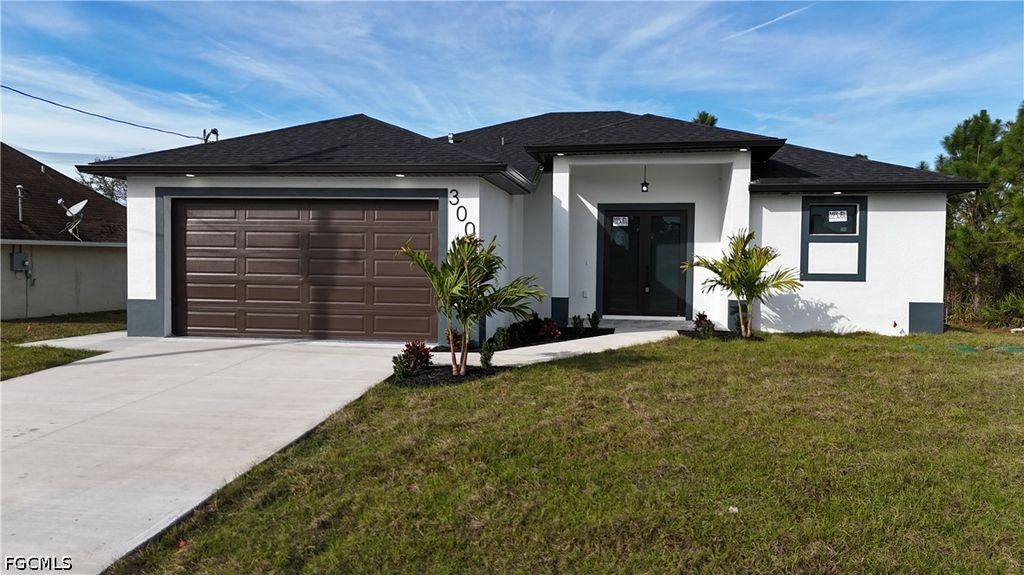 3004 4th St Sw, LEHIGH ACRES