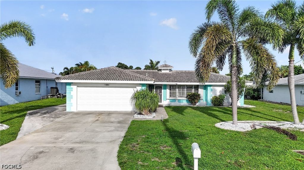 5351 Del Monte Ct, CAPE CORAL