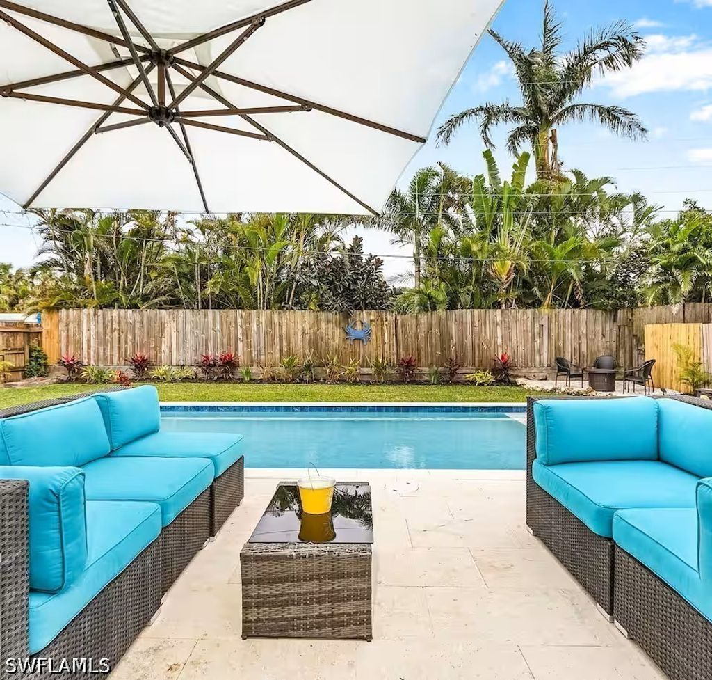 1303 Delmar Ln, Naples