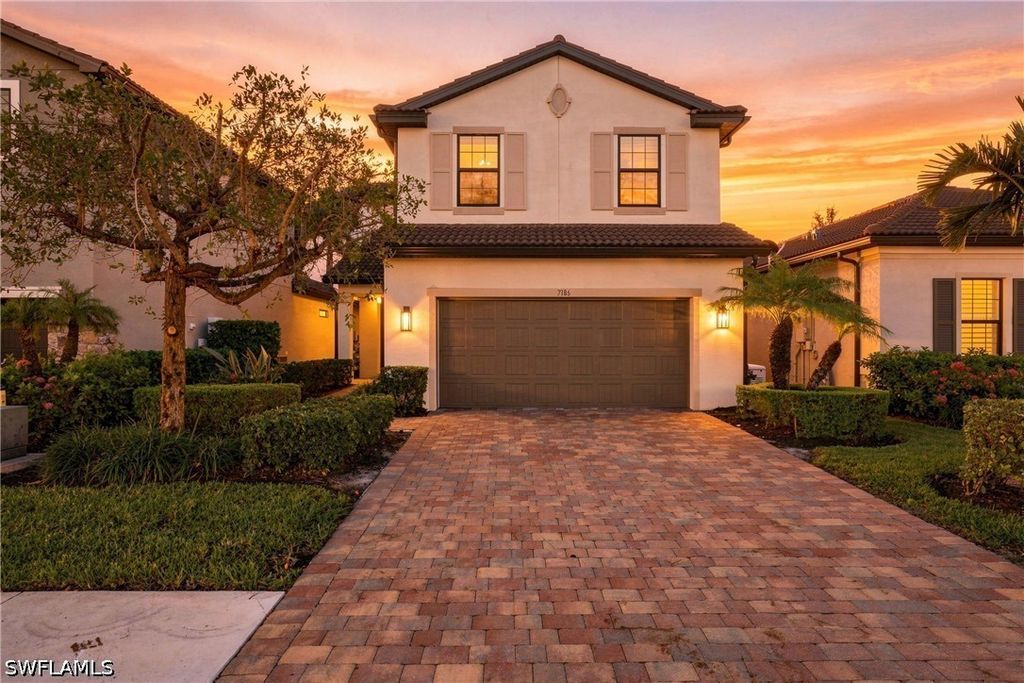 7186 Wilton Dr, Naples