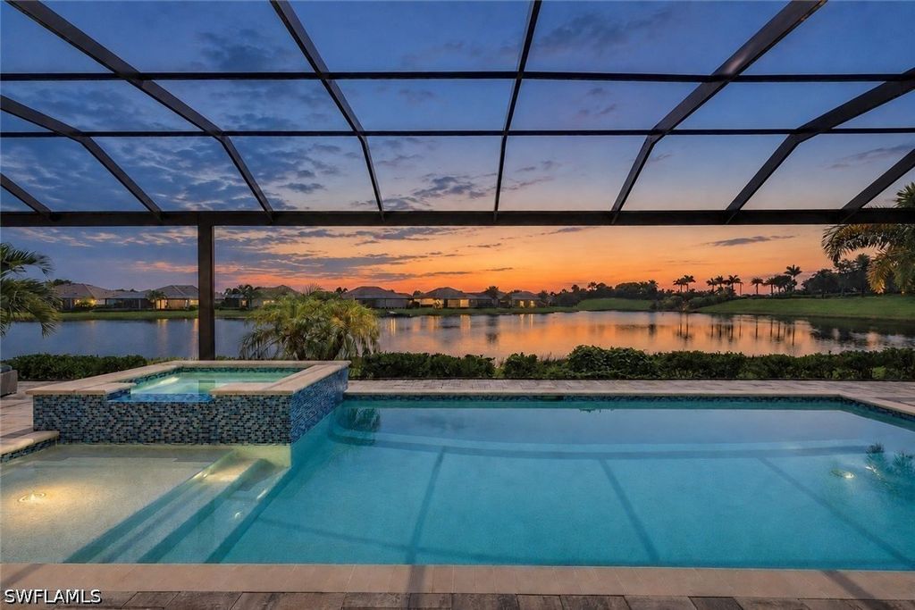 14386 Laguna Springs Ln, Naples