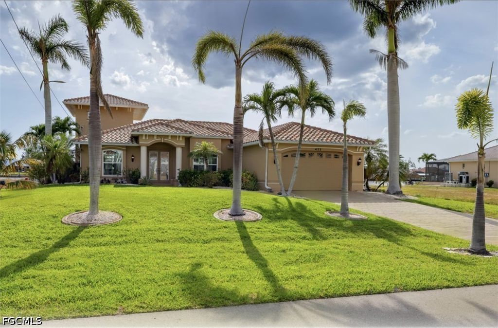 422 Sw 33rd Ave, CAPE CORAL