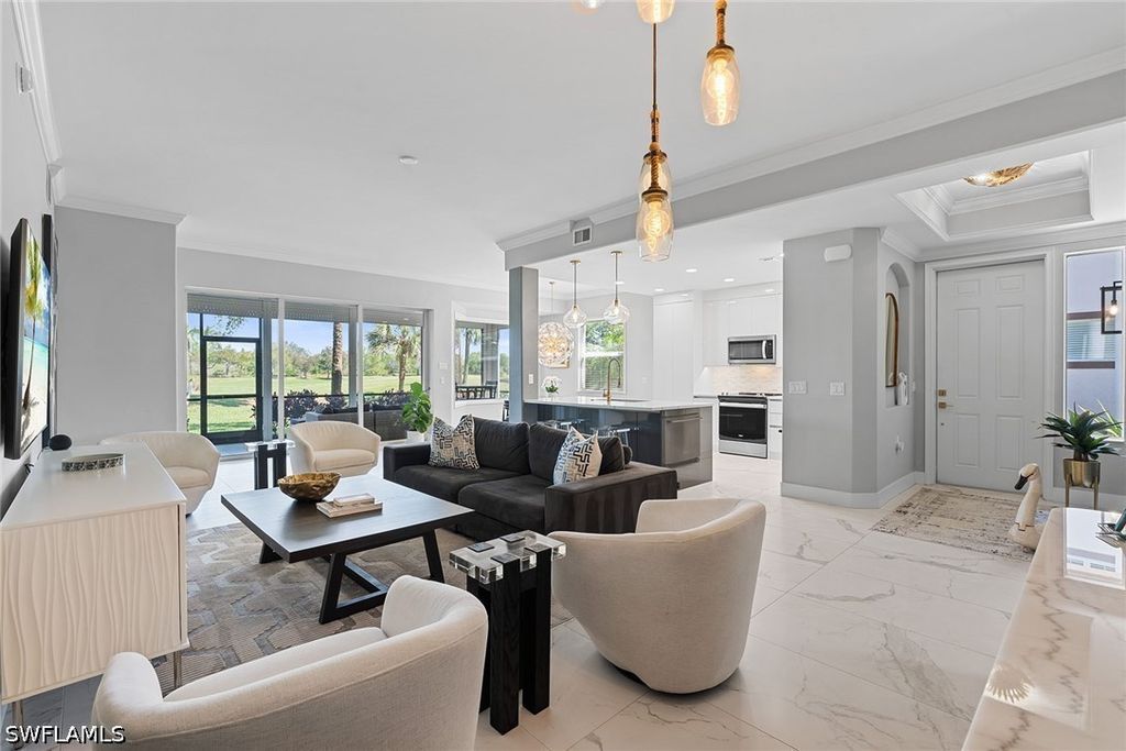 9270 Triana Ter 222, Fort Myers