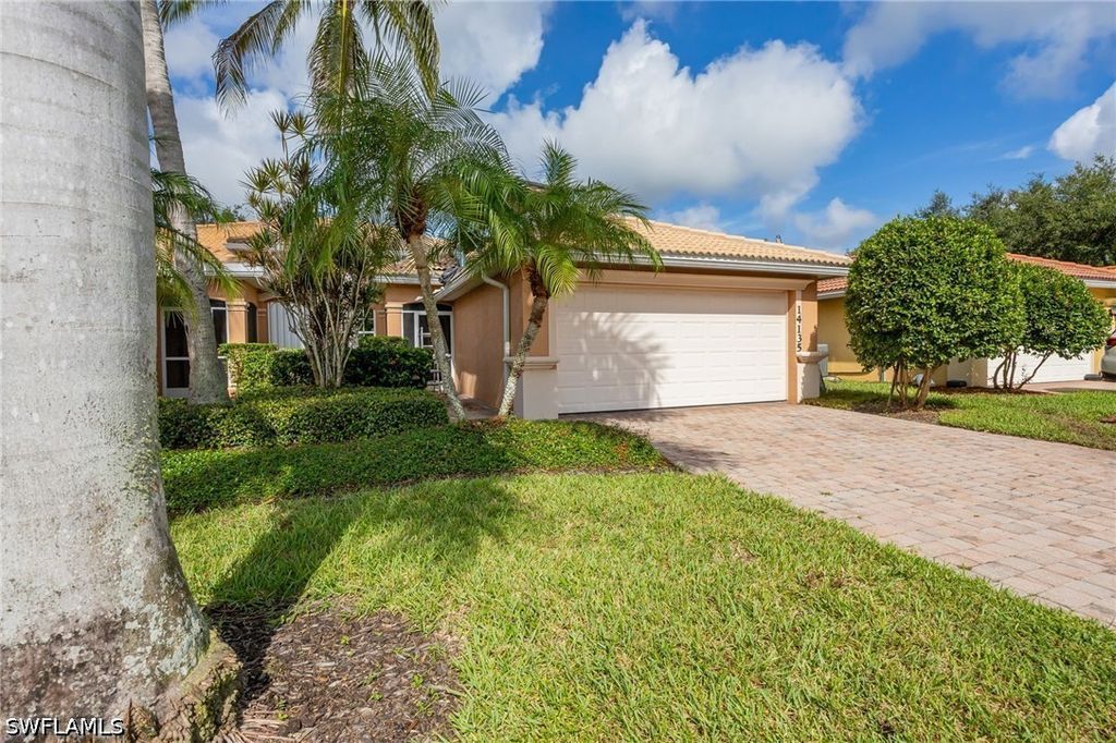 14135 Fall Creek Ct, Naples