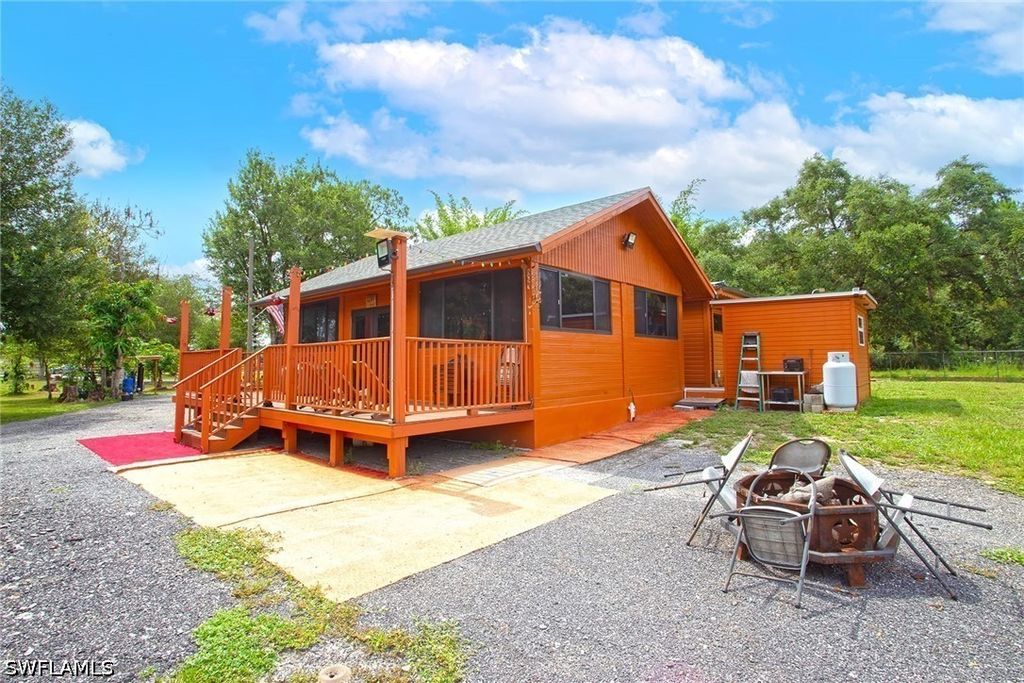 410 N Cabbage Palm St, Clewiston