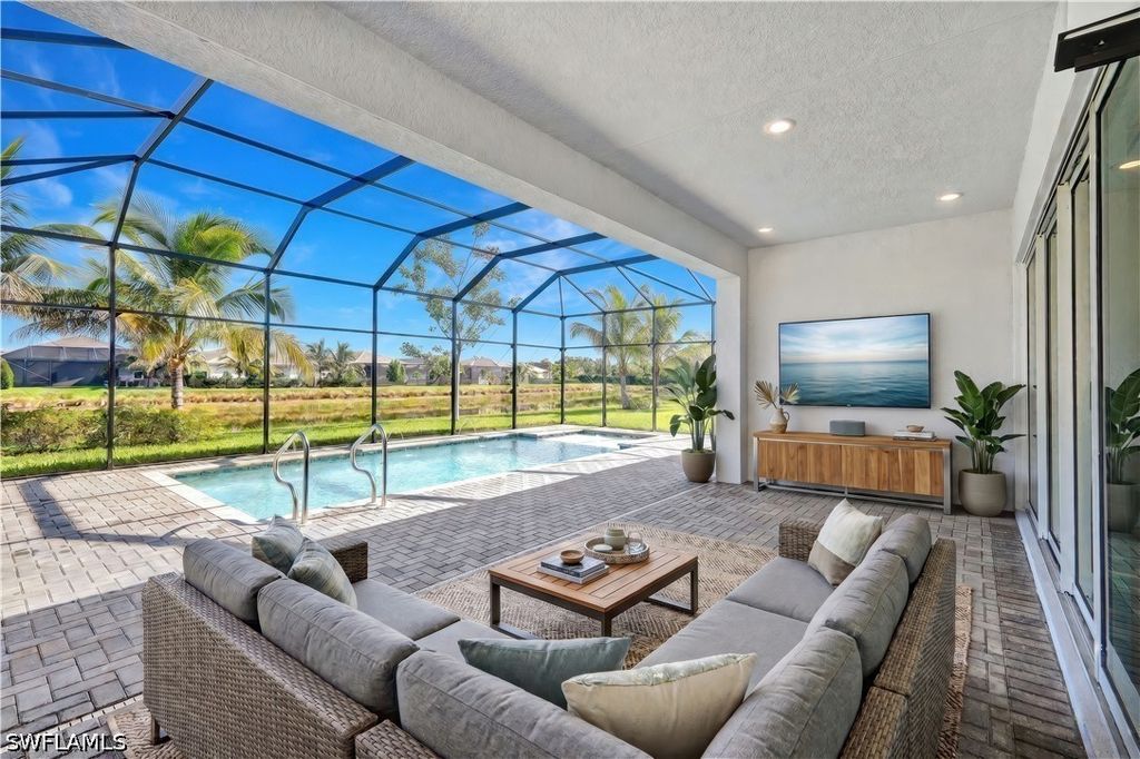 12261 Windamere Trl, Naples