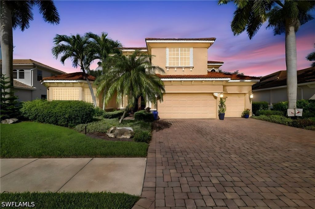 19428 La Serena Dr, Estero