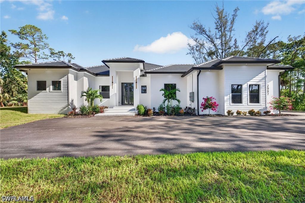 2997 64th St Sw, Naples