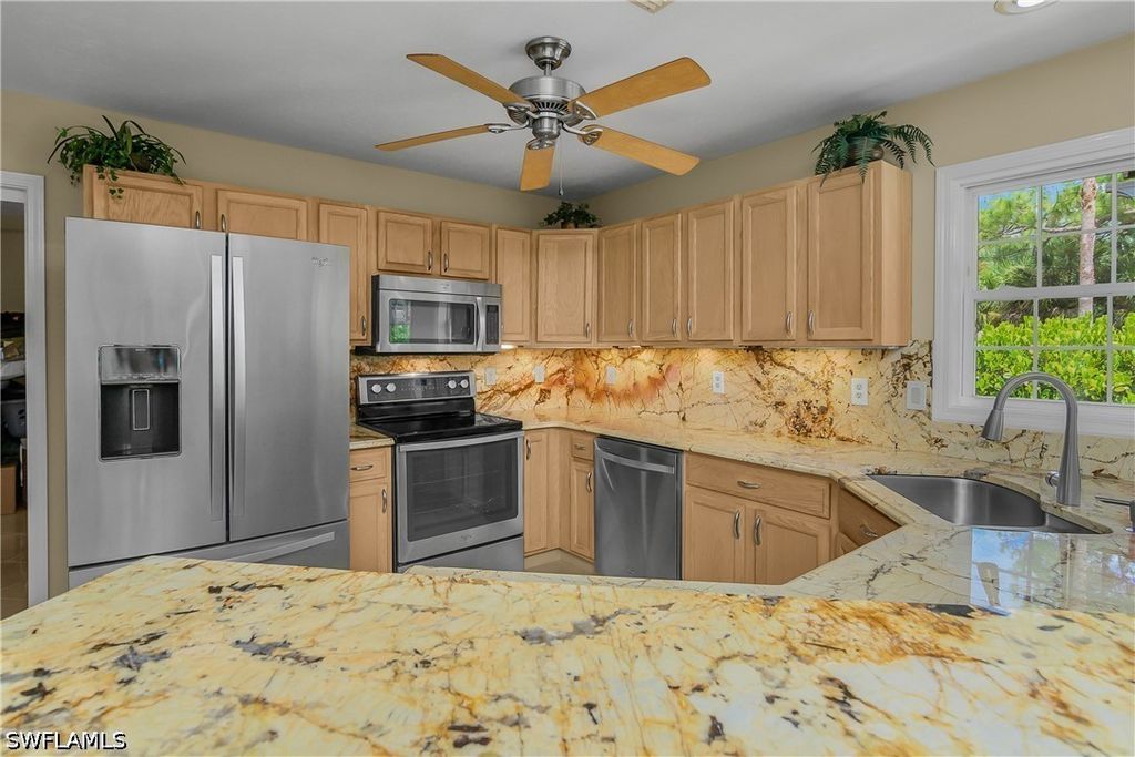538 Leawood Cir, Naples