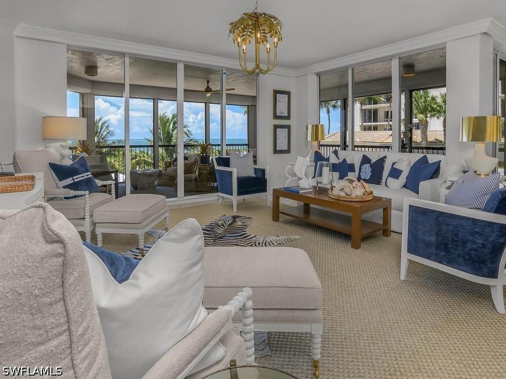 8473 Bay Colony Dr 304, Naples