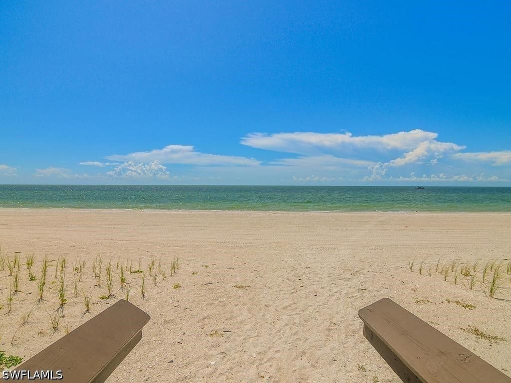 8473 Bay Colony Dr 304, Naples